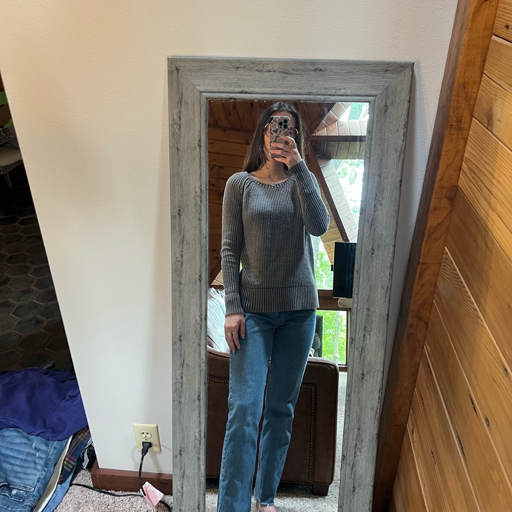 American Eagle Outfitters Gray Neck Sweater